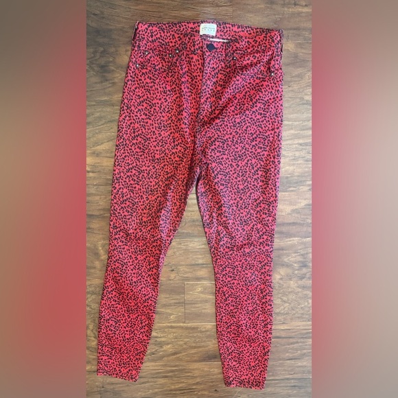 Alice + Olivia Denim - Alice + Olivia Good High Rise Ankle Skinny Jeans Red Leopard Funky Rock Size 28